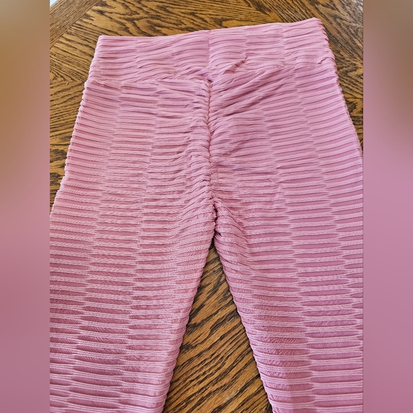 Leggings - Picture 2 of 3